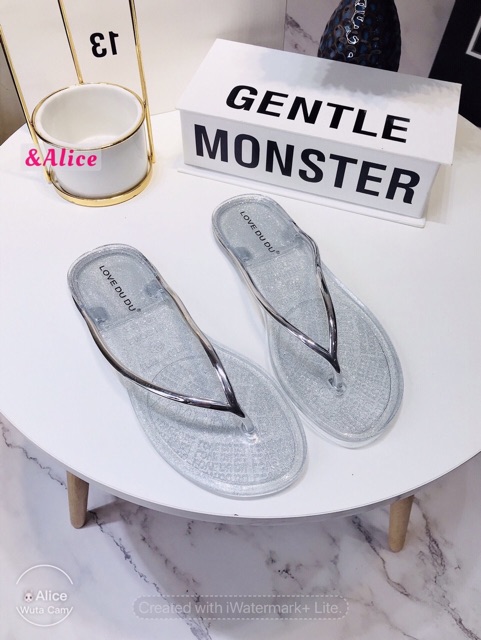 Dép tông nhựa trong