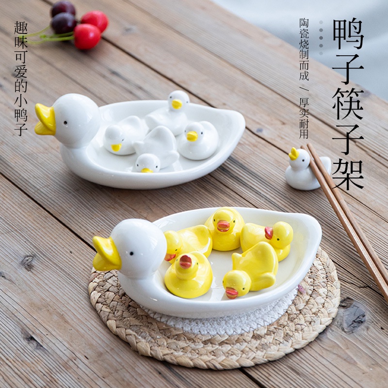 Giá Đỡ Đũa Bằng Sứ Hình Chú Vịt Đáng Yêu Phong Cách Nhật Bản