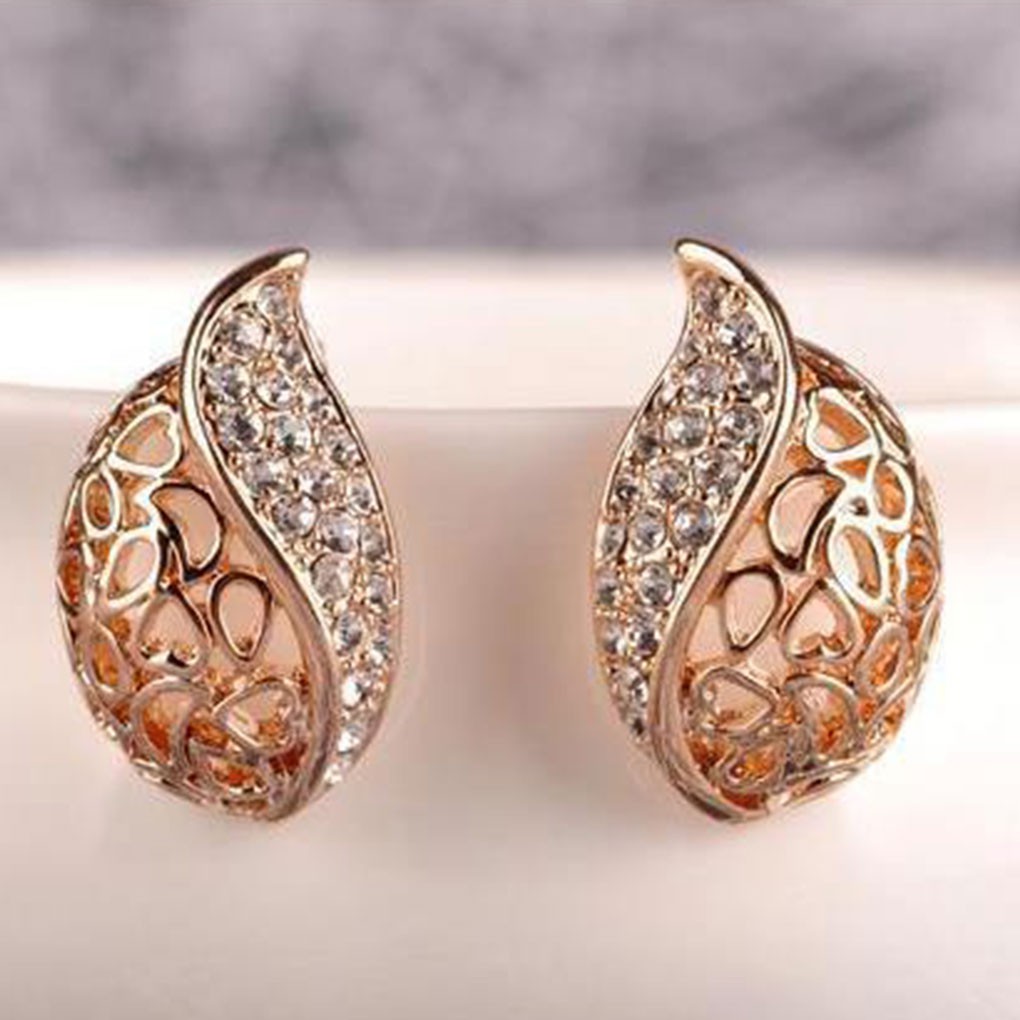 Đôi Khuyên Tai Hình Trái Tim Đính Đá Thời Trang Cho Nữ