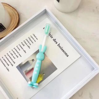 BÀN CHẢI ĐÁNH RĂNG CHO BÉ HÌNH GẤU