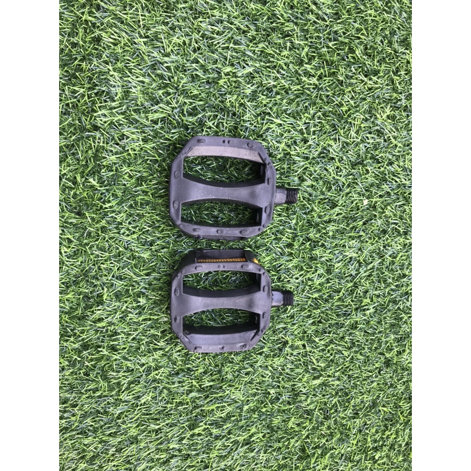 Đôi bàn đạp  xe đạp trẻ em hàng loại 1