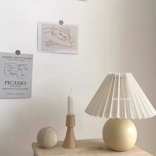 Đèn nấm phong cách vintage.