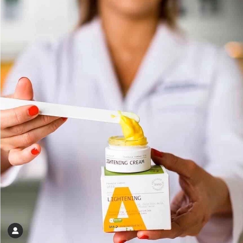 Tinh Chất Vitamin A 5% Innoaesthetics Inno Lightening Hoạt Chất Tái Tạo Đều Màu Da Giảm Thâm Mụn 15g