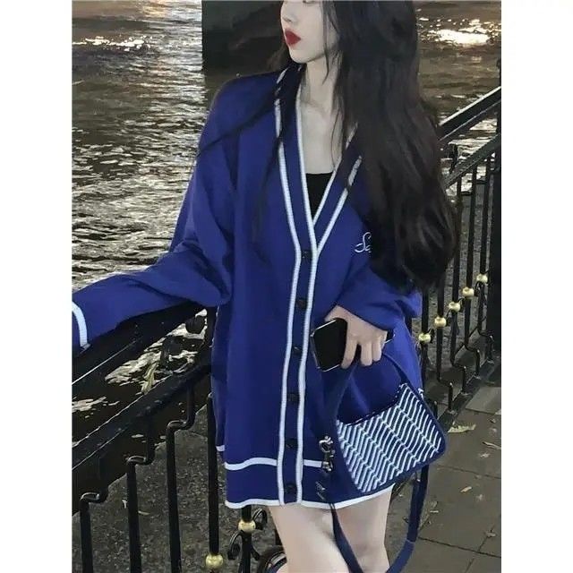 Áo Khoác Cardigan Dệt Kim Cổ Chữ V Dáng Rộng Màu Xanh Dương Thời Trang Xuân Thu Đông Phong Cách Retro Cho Nữ