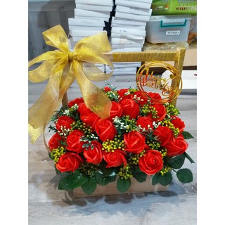 giỏ hoa hồng sáp 40 bông xinh xắn