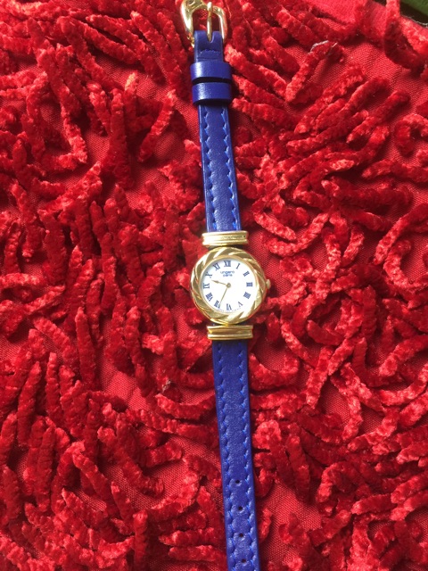 Đồng hồ nữ Ungaro hàng si