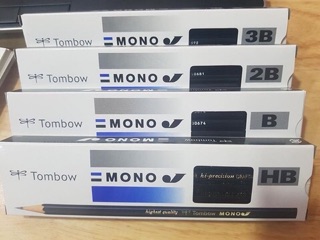 Bút chì gỗ MONO J