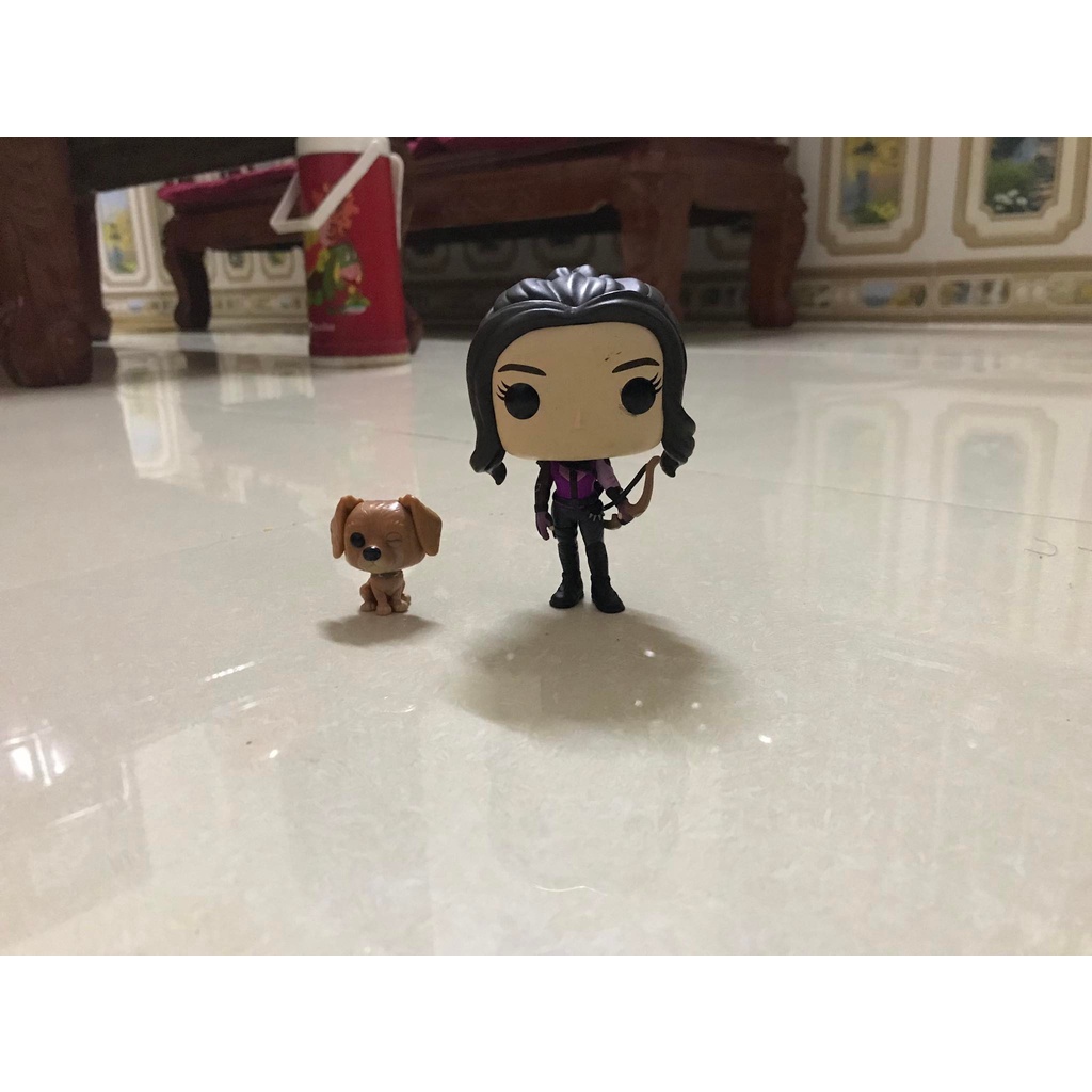 Mô hình nhân vật Funko Pop Marvel Hawkeye Kate Bishop with lucky the pizza Dog