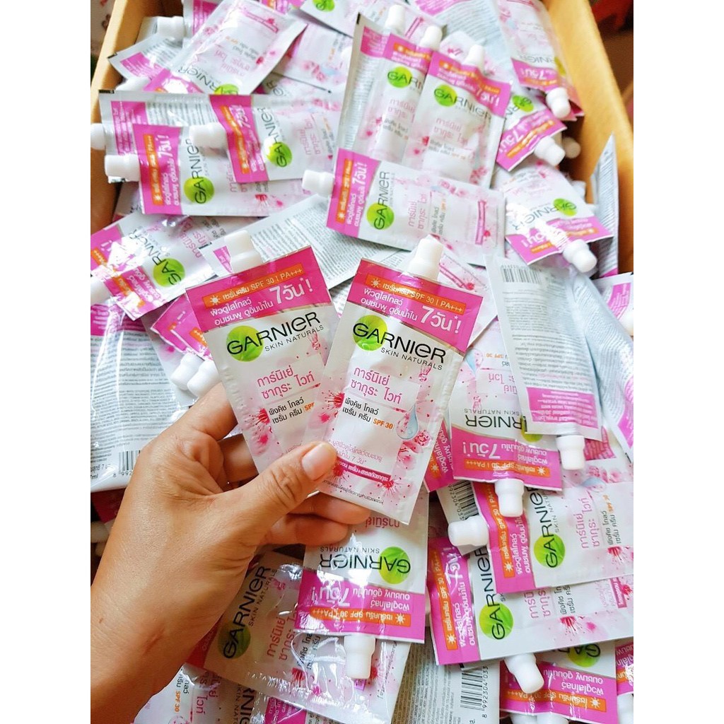 1 gói kem dưỡng Garnier màu hồng Thái Lan