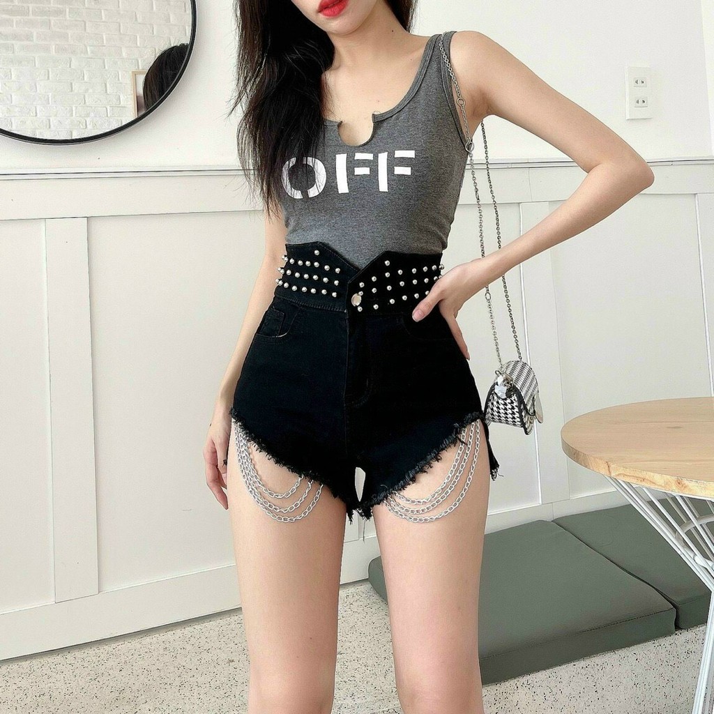 [Kèm video] Quần short kkai lưng cao lưng xẻ V đính cườm phối xích chất như nước cất