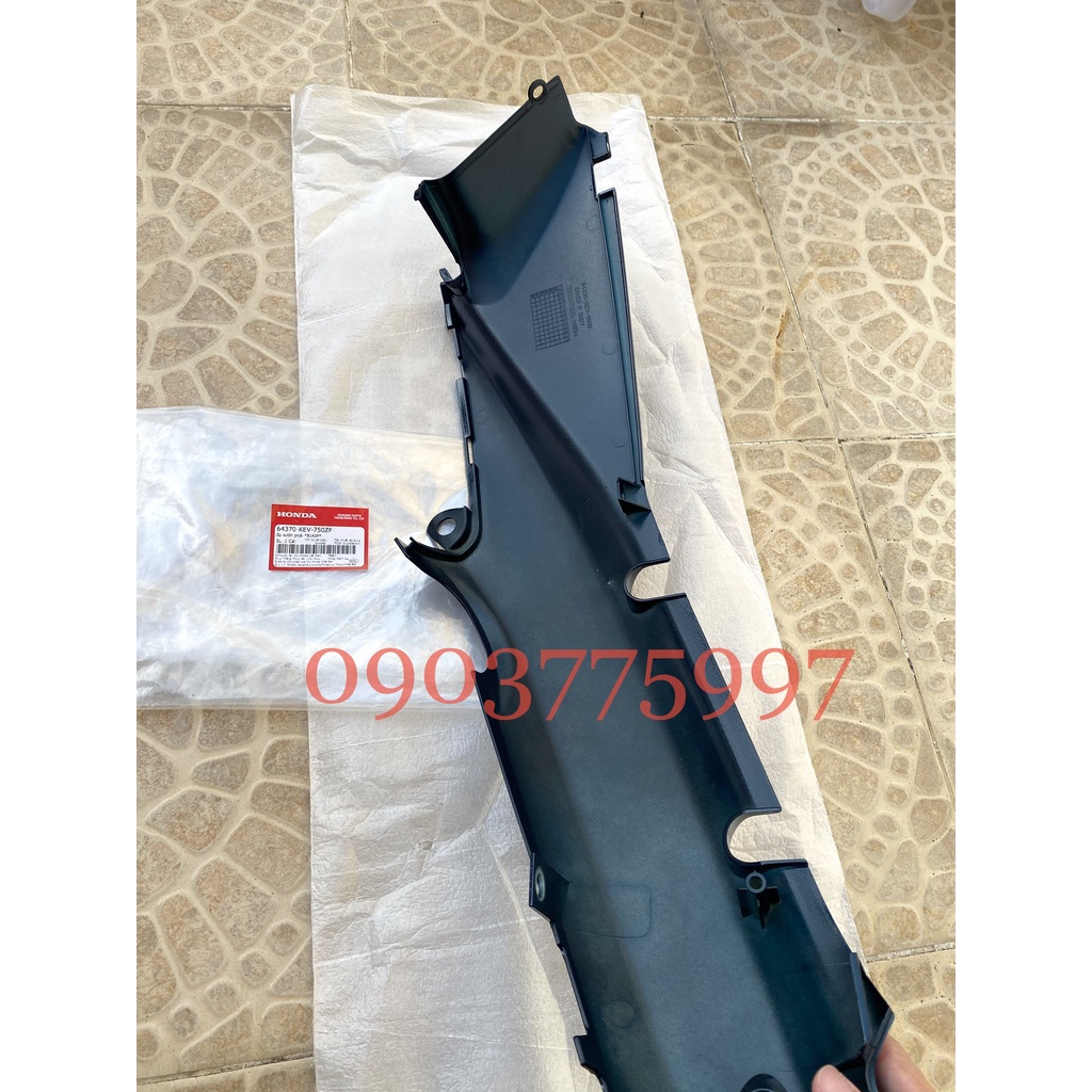 Ốp sườn phải WAVE ALPHA không tem