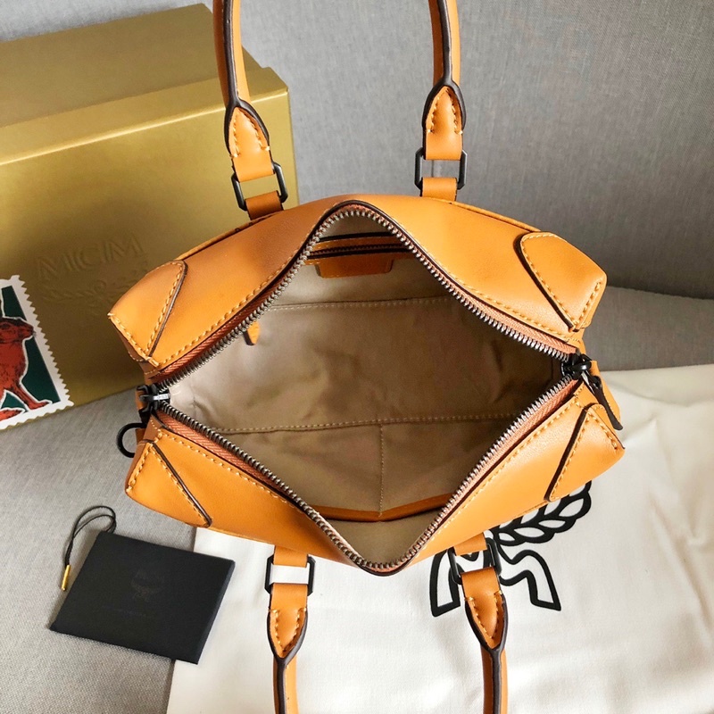 Túi xách cho nam và nữ dáng valy cổ điển thương hiệu MCM cao cấp