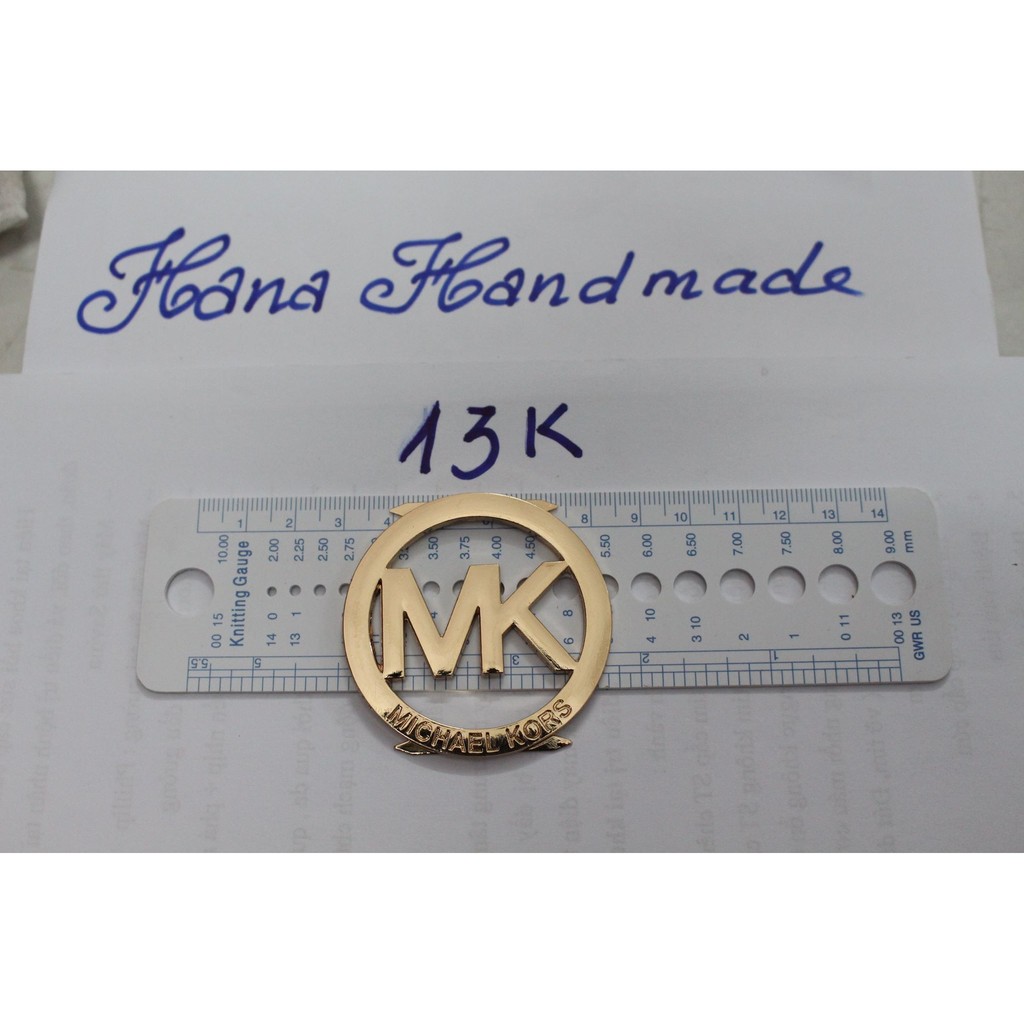 mạc MK ghim trang trí túi xách 13k/cái