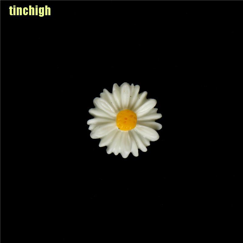 Bộ 50 Hoa Cúc Nhựa Trang Trí Thủ Công Xinh Xắn