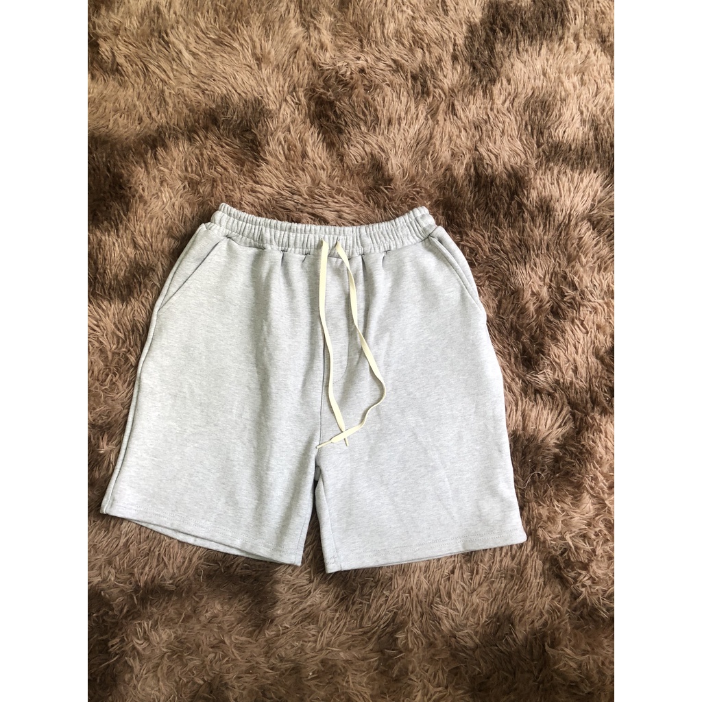 Quần short vải BC  Basic. Form trên gối chuẩn Local Brand