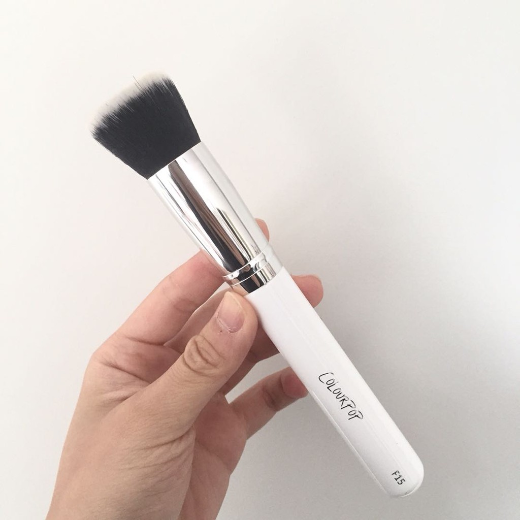 COLOURPOP 💋 Cọ đánh nền Colourpop Flat Kabuki Brush