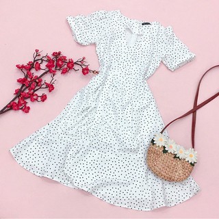 Đầm váy freesize bi trắng cổ V
