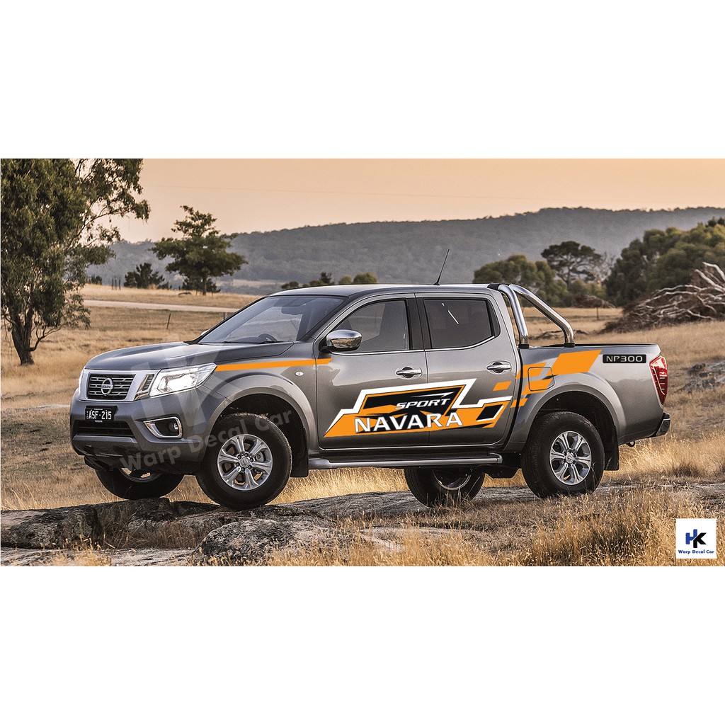 Tem xe Navara phong cách thể thao - decal navara