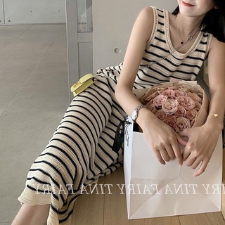 Váy Maxi Kẻ Sọc Dáng Dài