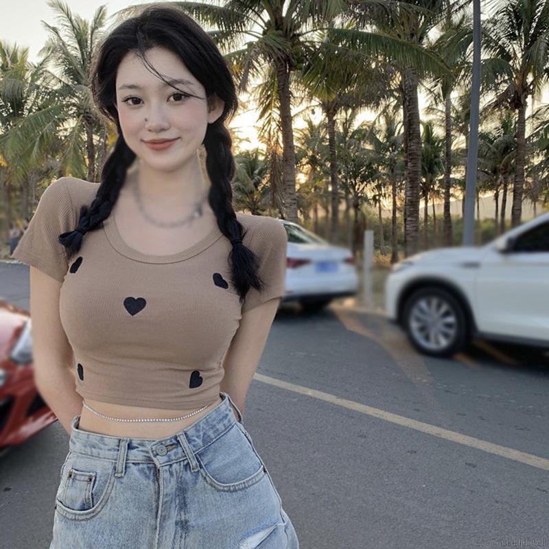 Áo Croptop Dệt Kim Tay Ngắn Cổ Tròn In Hình Trái Tim Phong Cách Hàn Quốc Quyến Rũ Cho Nữ | BigBuy360 - bigbuy360.vn