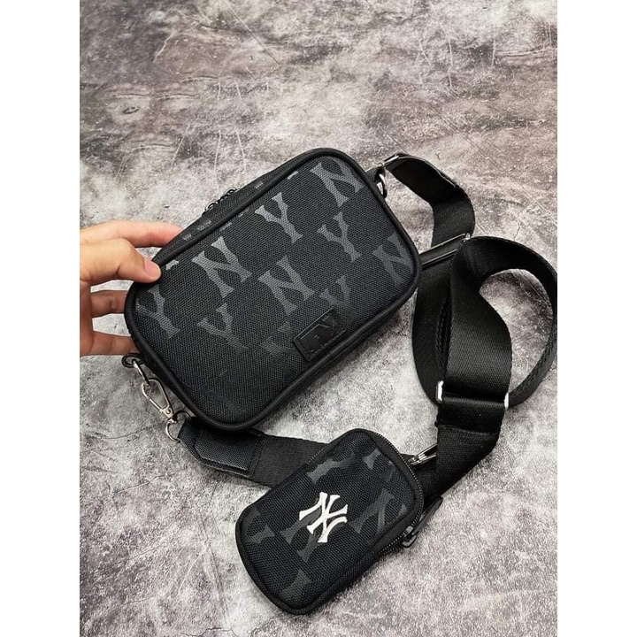 Túi đeo chéo MLB hoạ tiết monogram dành cho cả nam và nữ phong cách Hàn Quốc - Hùng Nón Hiệu