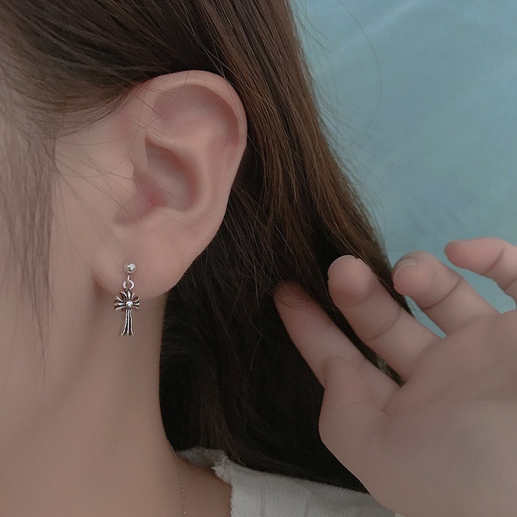 Khuyên tai Nam Bạc Unisex Tròn to nhỏ Sang Chảnh Cá tính Cute  Ngầu Chrome Heart Lucifer Store Hoa tai chữ thập CHeart