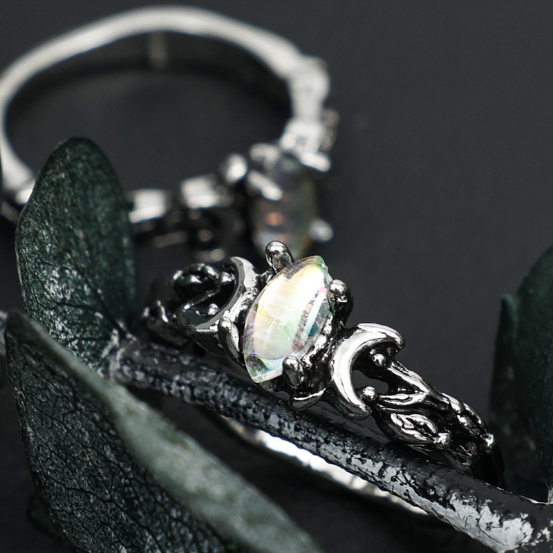 Nhẫn Đính Đá Mặt Trăng Thời Trang Vintage Cho Nữ