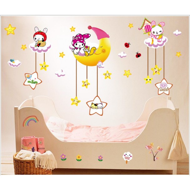 Decal trang trí tường - Thỏ Trắng đáng yêu vui chơi cùng Trăng Sao