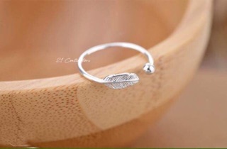 Nhẫn bạc hình lông vũ