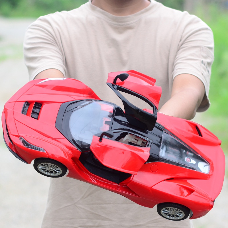Đồ chơi ô tô mô hình điều khiển từ xa Ferrari 1:14 dài 30cm, có tặng kèm pin sạc