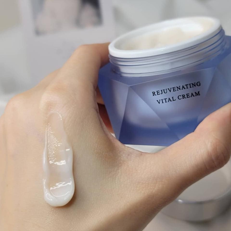 Kem Dưỡng Trẻ Hoá Săn Chắc Da Banobagi Rejuvenating Vital Cream