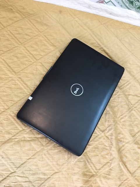 Laptop Dell 1545 đen tươi tắn đẹp tinh khôi văn phòng | BigBuy360 - bigbuy360.vn