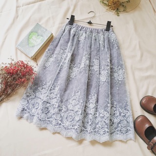 Chân váy ren 90k của tô ngọc diễm