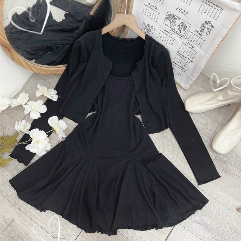 set đầm 2 dây xoè kèm áo khoác croptop