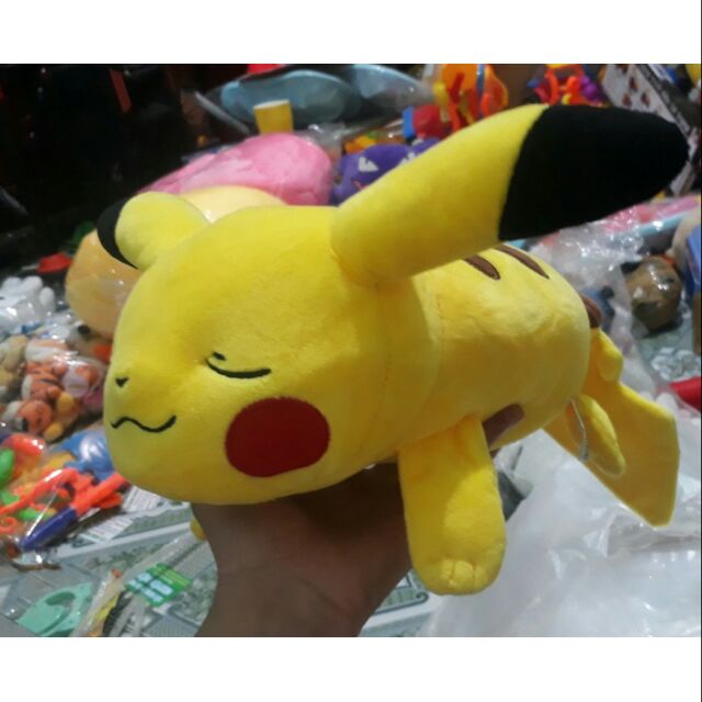 Thú nhồi bông Pikachu