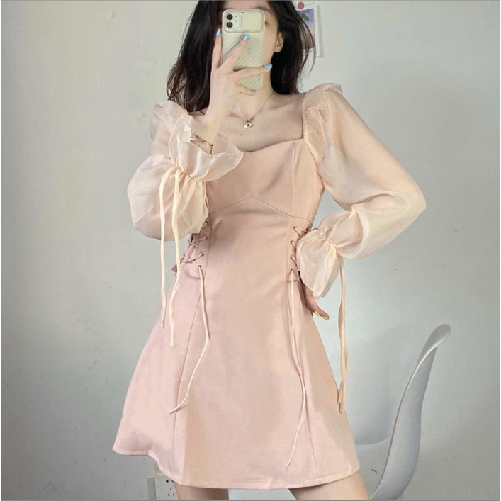 Đầm hồng rút dây eo tay dài Ulzzang