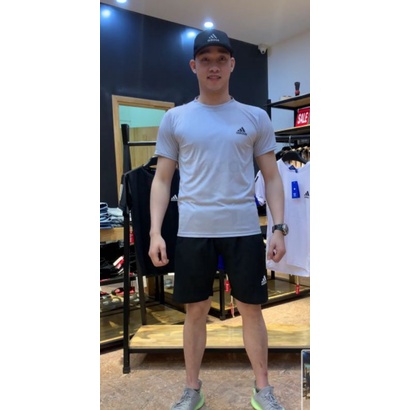 Bộ thể thao nam co giãn thoải mái hơn trong mùa hè nóng bức