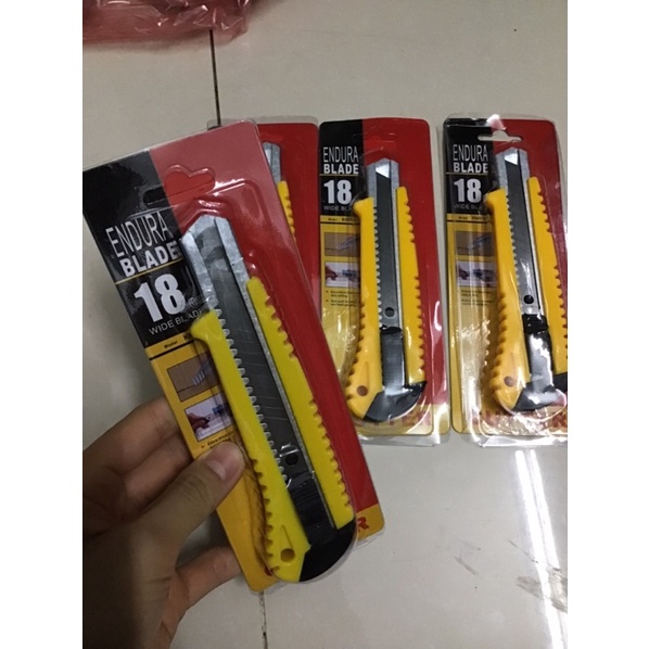 Dao trổ - dao rọc giấy cỡ lớn