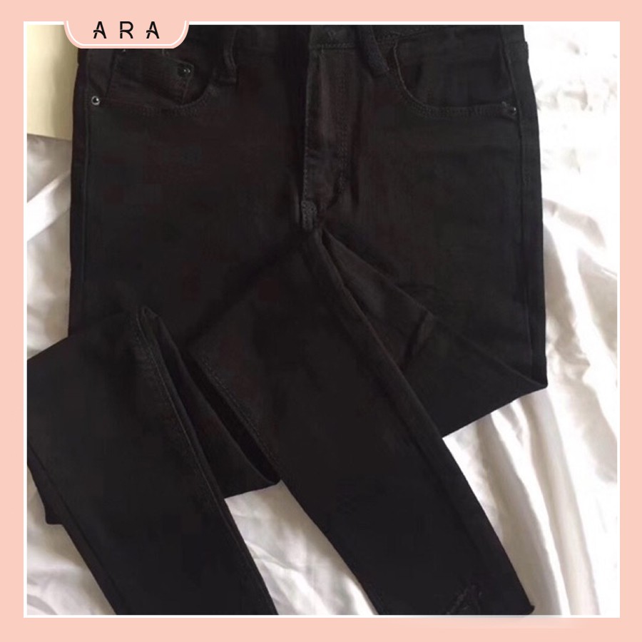 Quần jeans ôm rách gấu