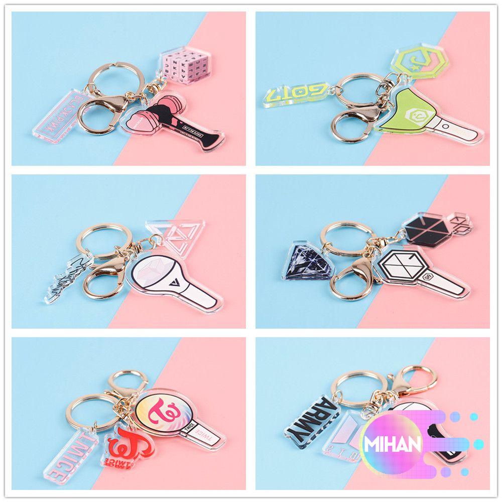 Móc khóa nhựa acrylic trong suốt mặt phong cách nhóm nhạc Hàn Quốc Twice Blackpink Exo BTS