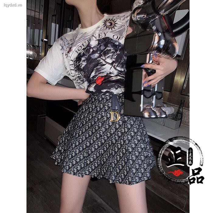 Chân váy chữ A lưng cao sành điệu cho nữ