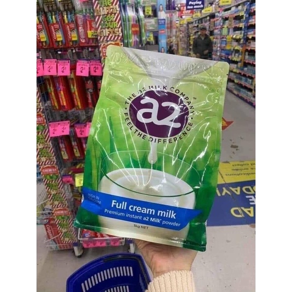 😍 SỮA TƯƠI A2 FULL CREAM TÚI 1KG 𝐒𝐚̉𝐧 𝐩𝐡𝐚̂̉𝐦 𝐝𝐚̀𝐧𝐡 𝐜𝐡𝐨 𝐛𝐞́ 𝐭𝐫𝐞̂𝐧 𝟏 𝐭𝐮𝐨̂̉𝐢, 𝐧𝐠𝐮̛𝐨̛̀𝐢 𝐥𝐨̛́𝐧 𝐯𝐚̀ 𝐛𝐚̀ 𝐛𝐚̂̀𝐮 𝐥𝐮𝐧 𝐥𝐮̛̣𝐚 𝐜𝐡𝐨̣𝐧