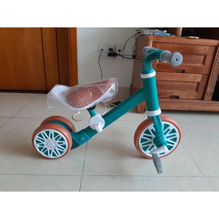 Xe cân bằng trẻ em của VBCare