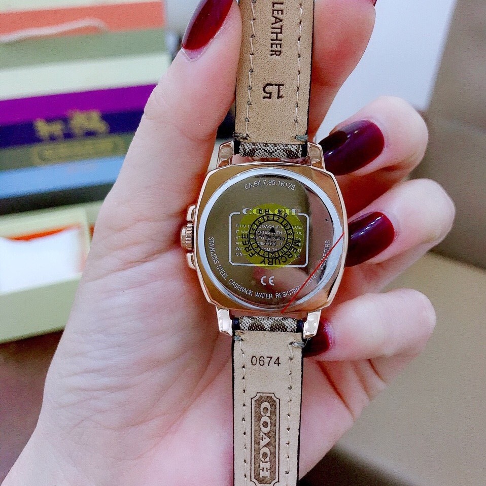 Đồng Hồ Coach Nữ Dây Da 35mm - Mặt Vàng - Chính Hãng