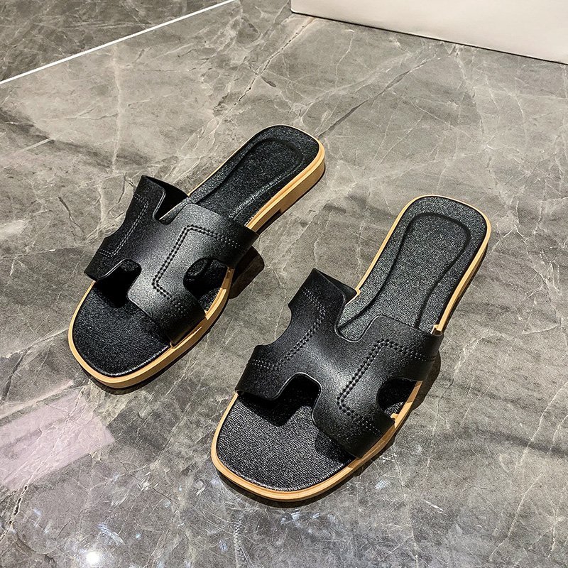 Dép quai ngang phong cách Hàn Quốc thời trang