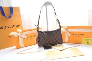 túi LV da mềm kéo khoá fullbox