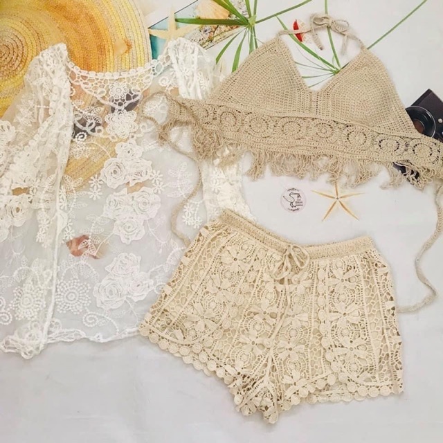 [Mã FASHIONT4WA2 giảm 10K đơn 50K] Set biển - set 3 món - bra tua rua + quần xẻ vạt + choàng ren hoa hồng