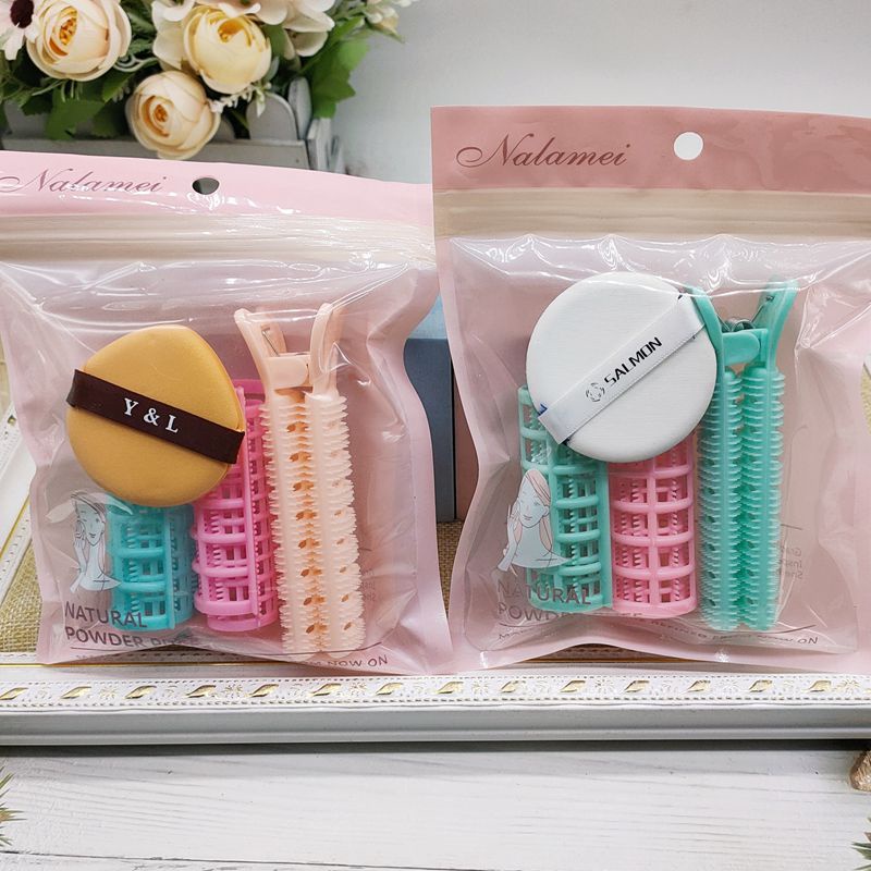 Set 3 lô uốn tóc xoăn bằng nhựa tặng kèm mút trang điểm tiện lợi dành cho nữ