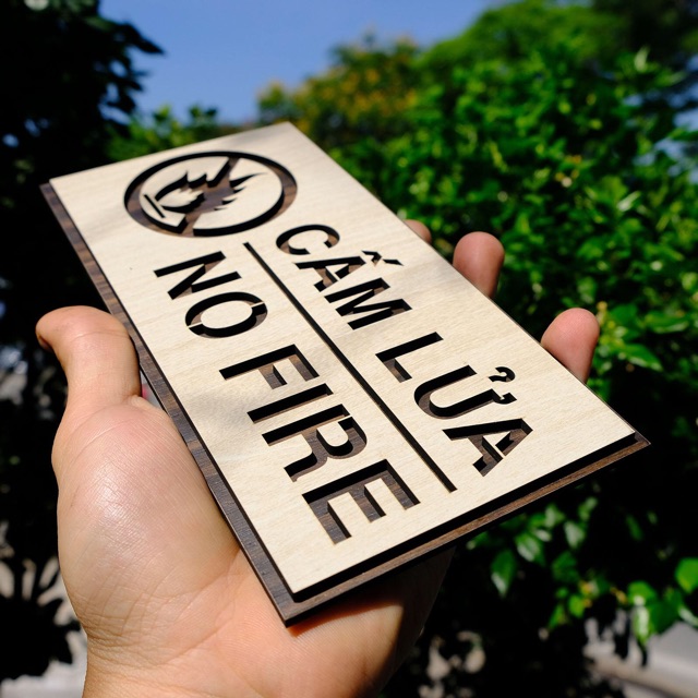 Bảng cấm lửa bằng Gỗ khắc laser TC03 10x20cm