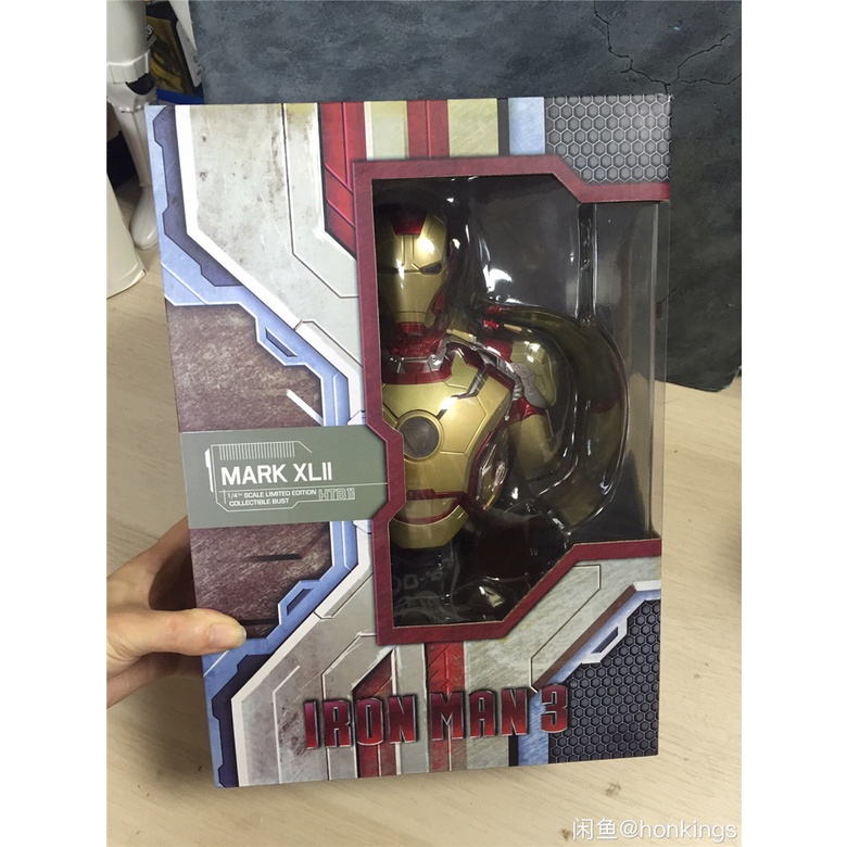Mô hình Iron Man bán thân có LED 1/4 23cm Avengers
